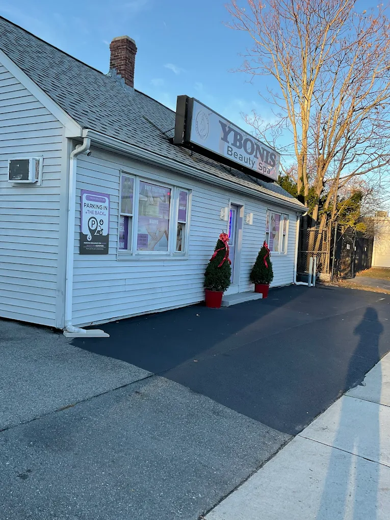 Ybonis Beauty Spa Building